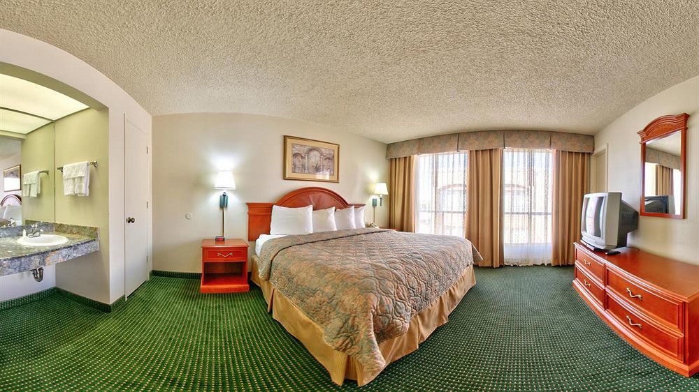 Barcelona Suites Albuquerque Exterior photo